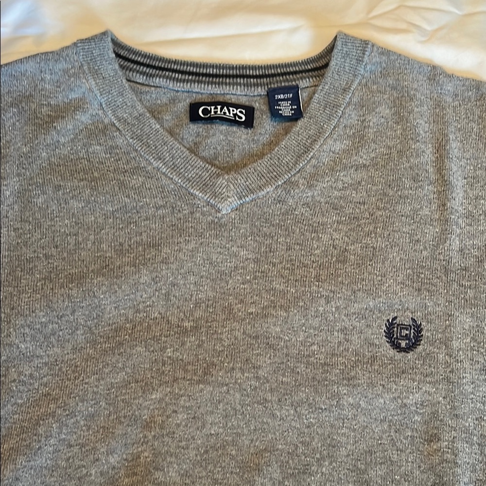 Chaps Gray V-Neck Sweater with Ribbed Collar